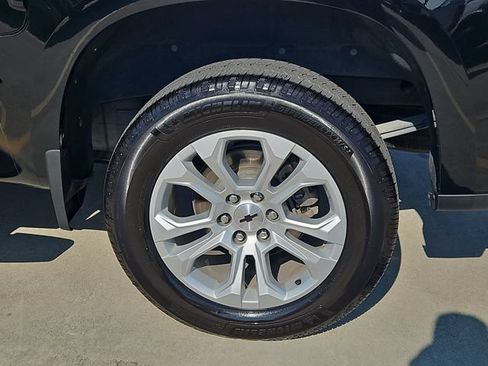 Used 2023 Chevrolet Silverado 1500 LTZ RWD image 8