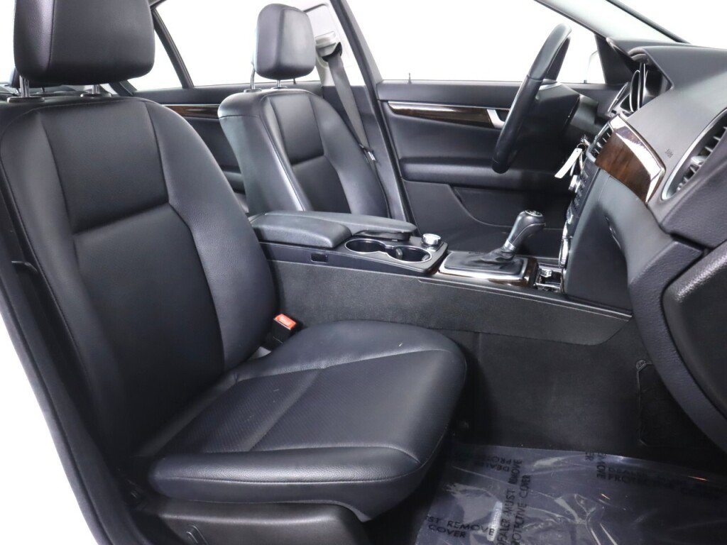 Used 2014 Mercedes-Benz C 300 4MATIC Sedan image 35