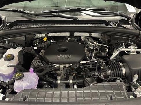 New 2026 Jeep Grand Cherokee Altitude AWD/4WD image 28