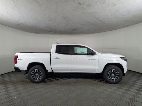 New 2026 Chevrolet Colorado Z71 w/ Technology Package AWD/4WD image 6
