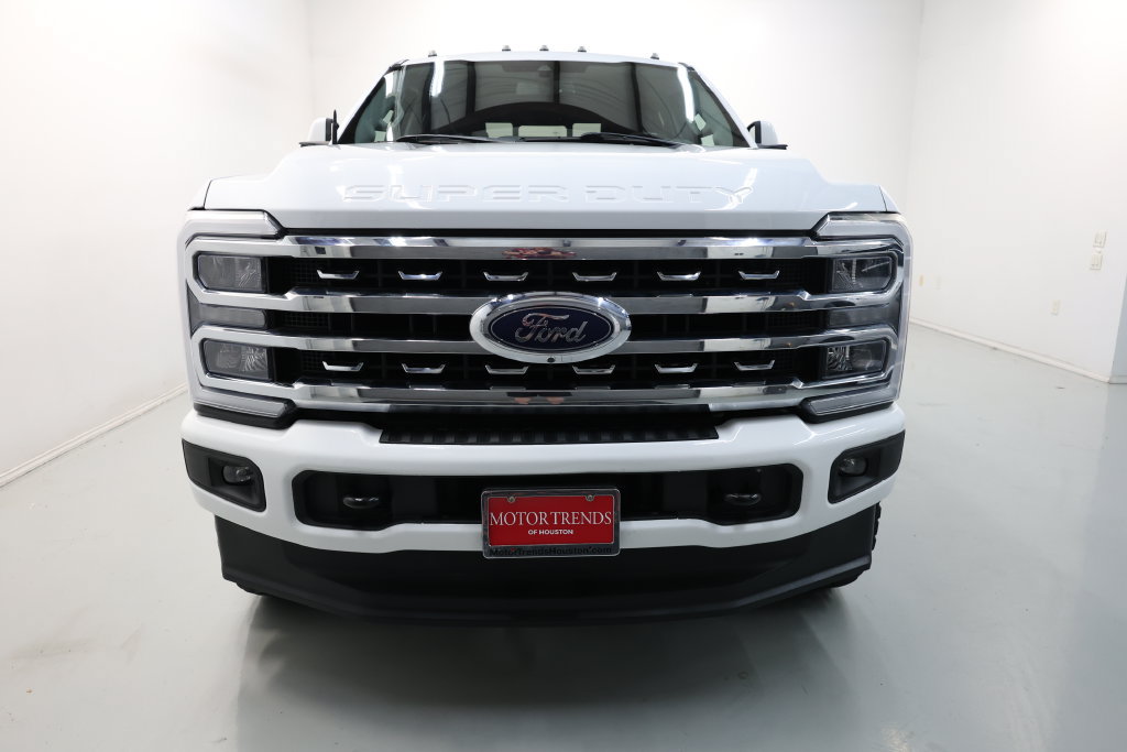 Used 2023 Ford F350 Lariat w/ FX4 Off-Road Package AWD/4WD image 64