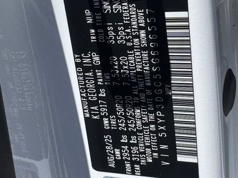 Certified 2025 Kia Telluride EX AWD/4WD image 29