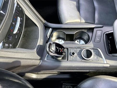 Used 2023 Cadillac XT5 Premium Luxury image 18