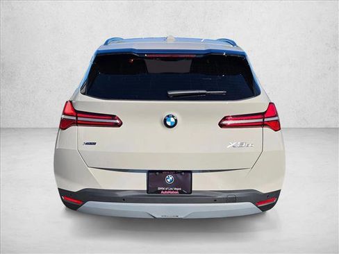 Certified 2025 BMW X3 xDrive30i w/ Convenience Package image 7