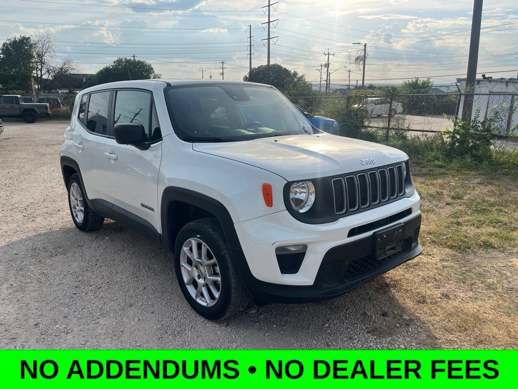 Used 2023 Jeep Renegade Latitude AWD/4WD image 1