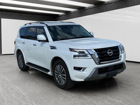 Used 2023 Nissan Armada SL w/ Cargo Package AWD/4WD image 7