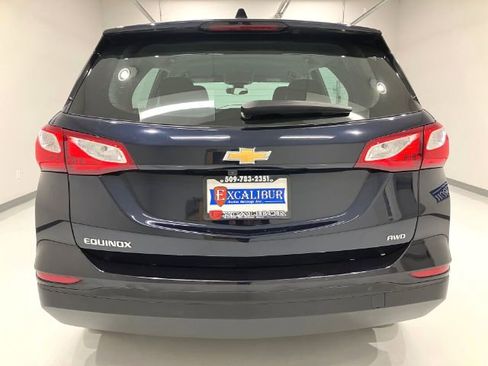 Used 2020 Chevrolet Equinox LS image 12