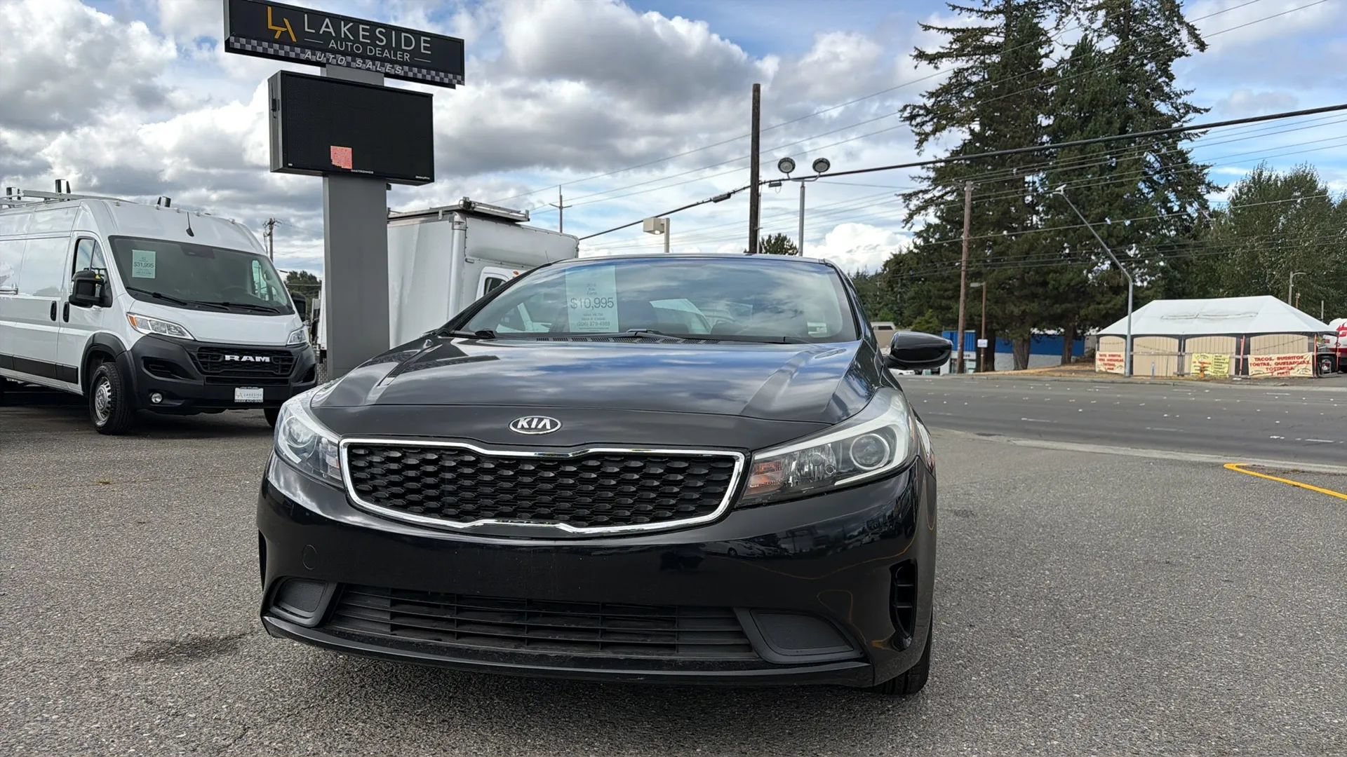 Used 2018 Kia Forte LX FWD image 2