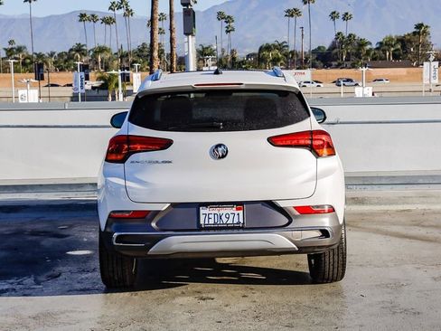 Used 2023 Buick Encore GX Essence w/ Experience Buick Package FWD image 8