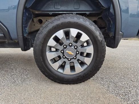 Used 2025 Chevrolet Silverado 2500 LT w/ All Star Edition AWD/4WD image 10