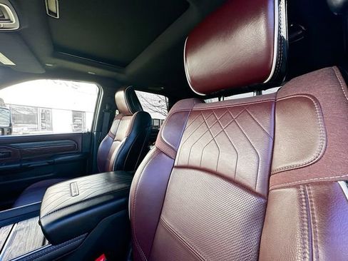 Used 2025 RAM 3500 Limited image 23