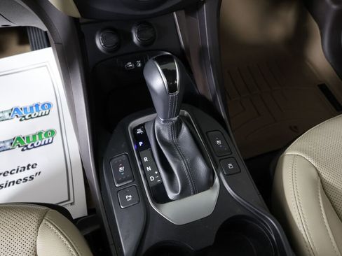 Used 2017 Hyundai Santa Fe Sport image 40