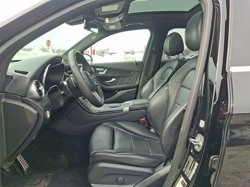 Used 2021 Mercedes-Benz GLC 300 4MATIC image 14