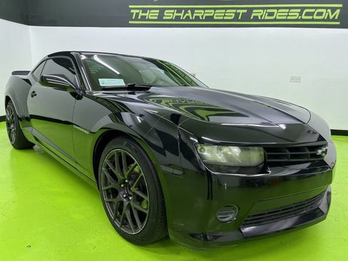 Used 2014 Chevrolet Camaro LS RWD image 2