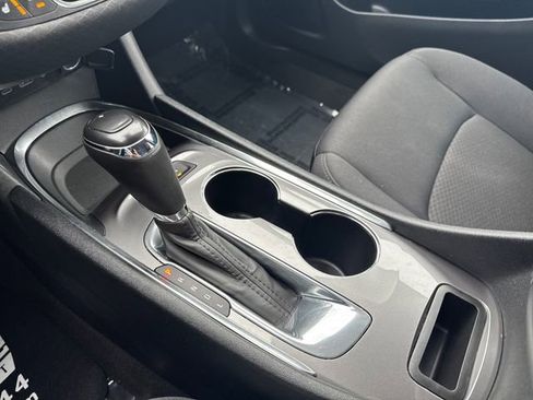 Used 2020 Chevrolet Malibu LT image 14