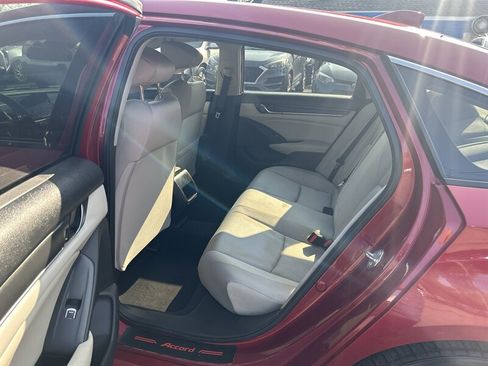 Used 2019 Honda Accord LX image 10