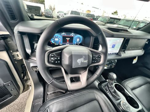 New 2025 Ford Bronco Big Bend image 16