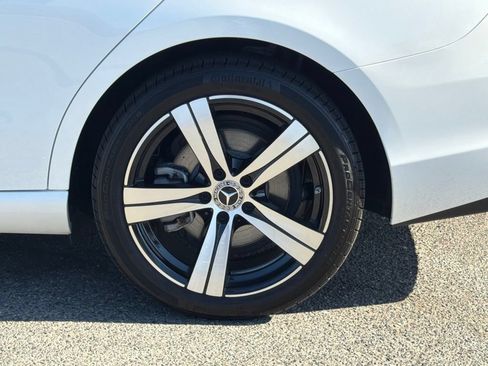 Certified 2026 Mercedes-Benz C 300 4MATIC Sedan image 17