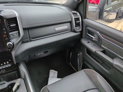 New 2026 RAM 2500 Laramie w/ Night Edition AWD/4WD image 16