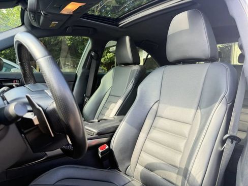 Used 2019 Lexus IS 300 F Sport w/ F Sport Package RWD image 11