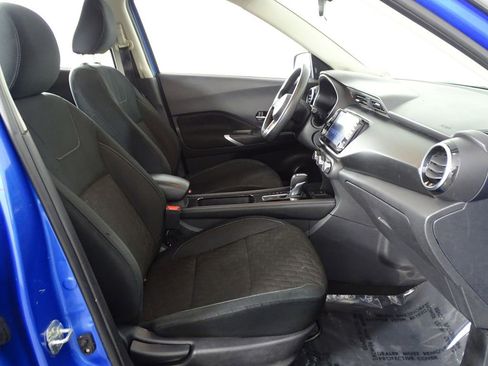 Used 2023 Nissan Kicks SV image 14