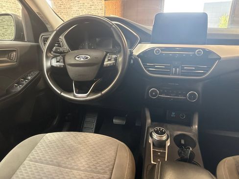 Used 2022 Ford Escape SE w/ Cold Weather Package AWD/4WD image 15