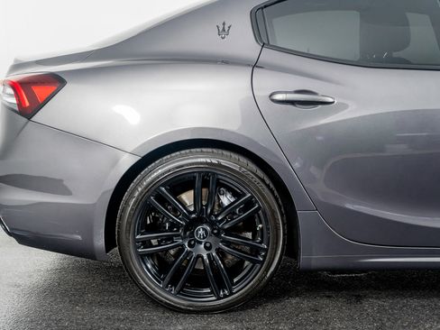 Used 2023 Maserati Ghibli Modena Q4 image 6
