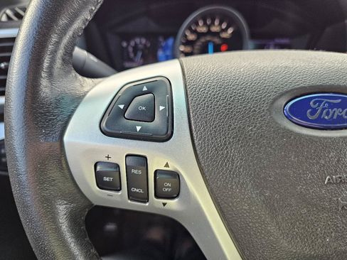 Used 2013 Ford Explorer XLT FWD image 57