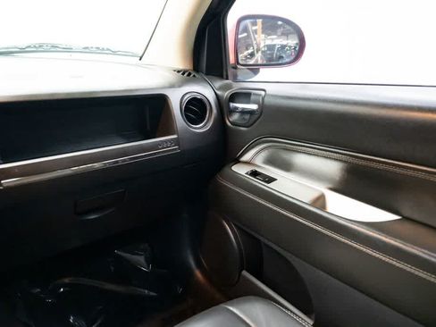 Used 2015 Jeep Compass Limited FWD image 10