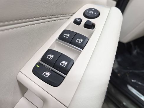 Certified 2024 BMW X5 M60i AWD/4WD image 24