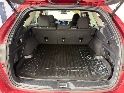 Used 2023 Subaru Outback Premium AWD/4WD image 20