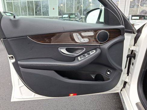 Used 2019 Mercedes-Benz C 300 4MATIC Sedan image 12
