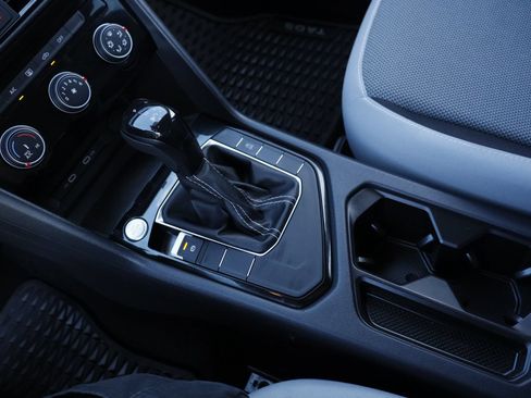 Certified 2023 Volkswagen Taos S FWD image 17