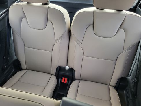 New 2026 Volvo XC90 T8 Plus image 19