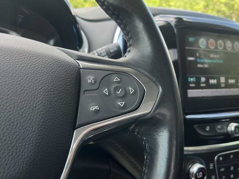 Used 2019 Chevrolet Traverse LT w/ LT Premium Package AWD/4WD image 42