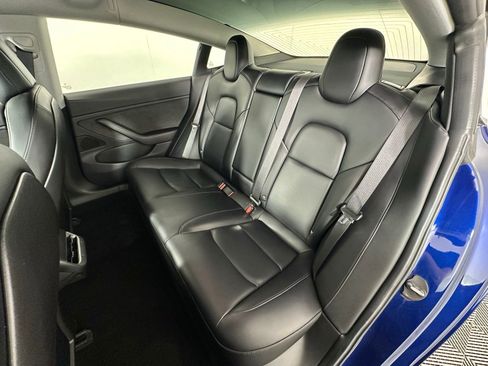 Used 2018 Tesla Model 3 Long Range AWD/4WD image 29
