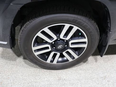 Used 2023 Toyota 4Runner Limited AWD/4WD image 9