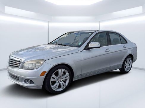 Used 2009 Mercedes-Benz C 300 Sedan image 7