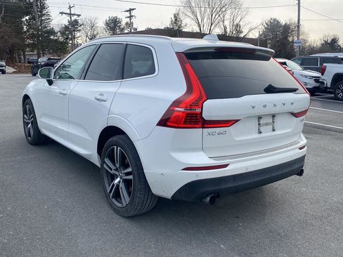 Used 2018 Volvo XC60 T6 Momentum w/ Advanced Package image 8