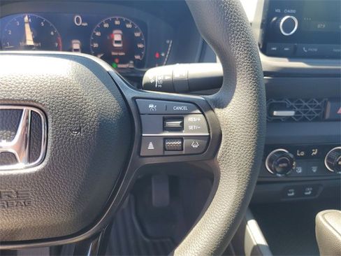 New 2025 Honda Accord SE image 18