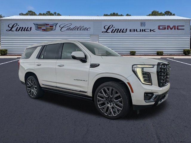 Used 2025 GMC Yukon Denali Ultimate AWD/4WD image 2
