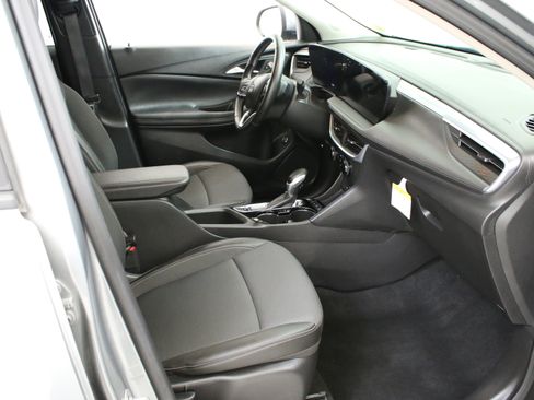 Used 2024 Buick Encore GX Preferred AWD/4WD image 29