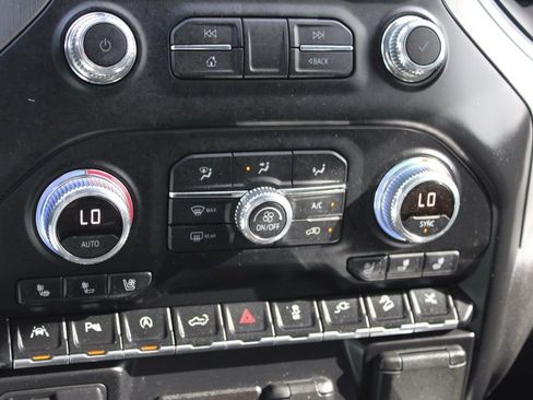 Used 2019 GMC Sierra 1500 Denali w/ Denali Ultimate Package image 40