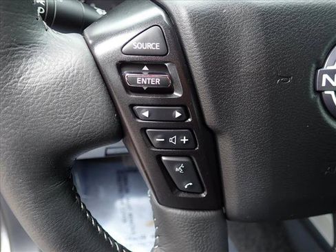 Used 2023 Nissan Frontier SV w/ SV Convenience Package AWD/4WD image 13