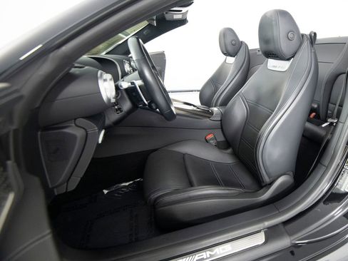 Used 2022 Mercedes-Benz SL 63 AMG 4MATIC image 32