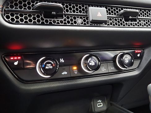 Used 2024 Honda HR-V Sport image 18