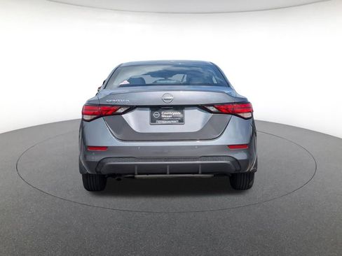 Used 2025 Nissan Sentra S image 6