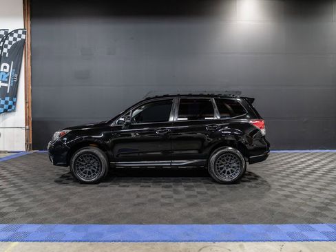 Used 2018 Subaru Forester 2.0XT Touring w/ Popular Package #2 AWD/4WD image 2