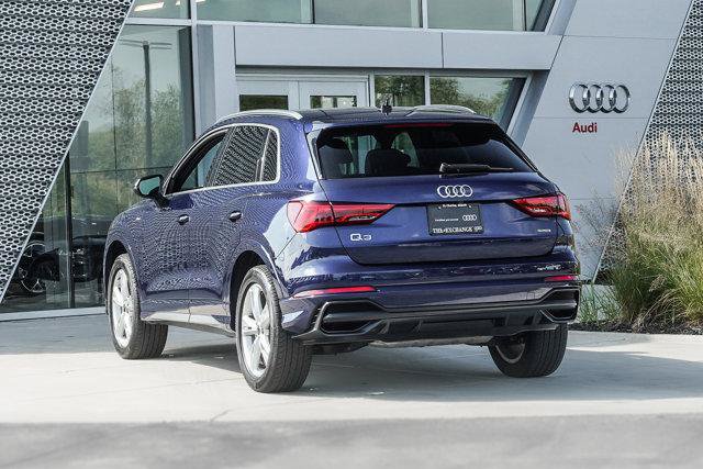 Used 2022 Audi Q3 2.0T Premium w/ Convenience Package AWD/4WD image 4