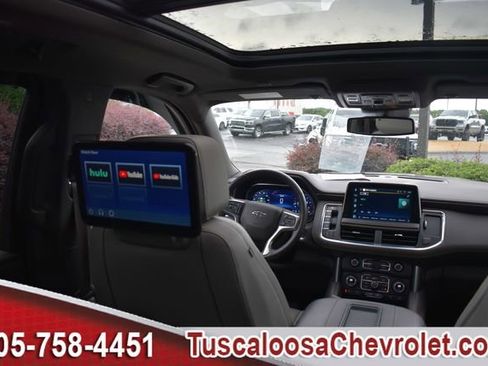 Used 2024 Chevrolet Tahoe Z71 w/ Luxury Package AWD/4WD image 35